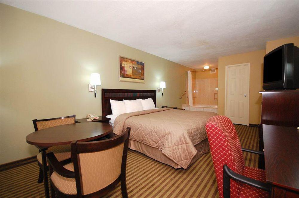 Quality Inn Mt Pleasant Mount Pleasant Exterior photo