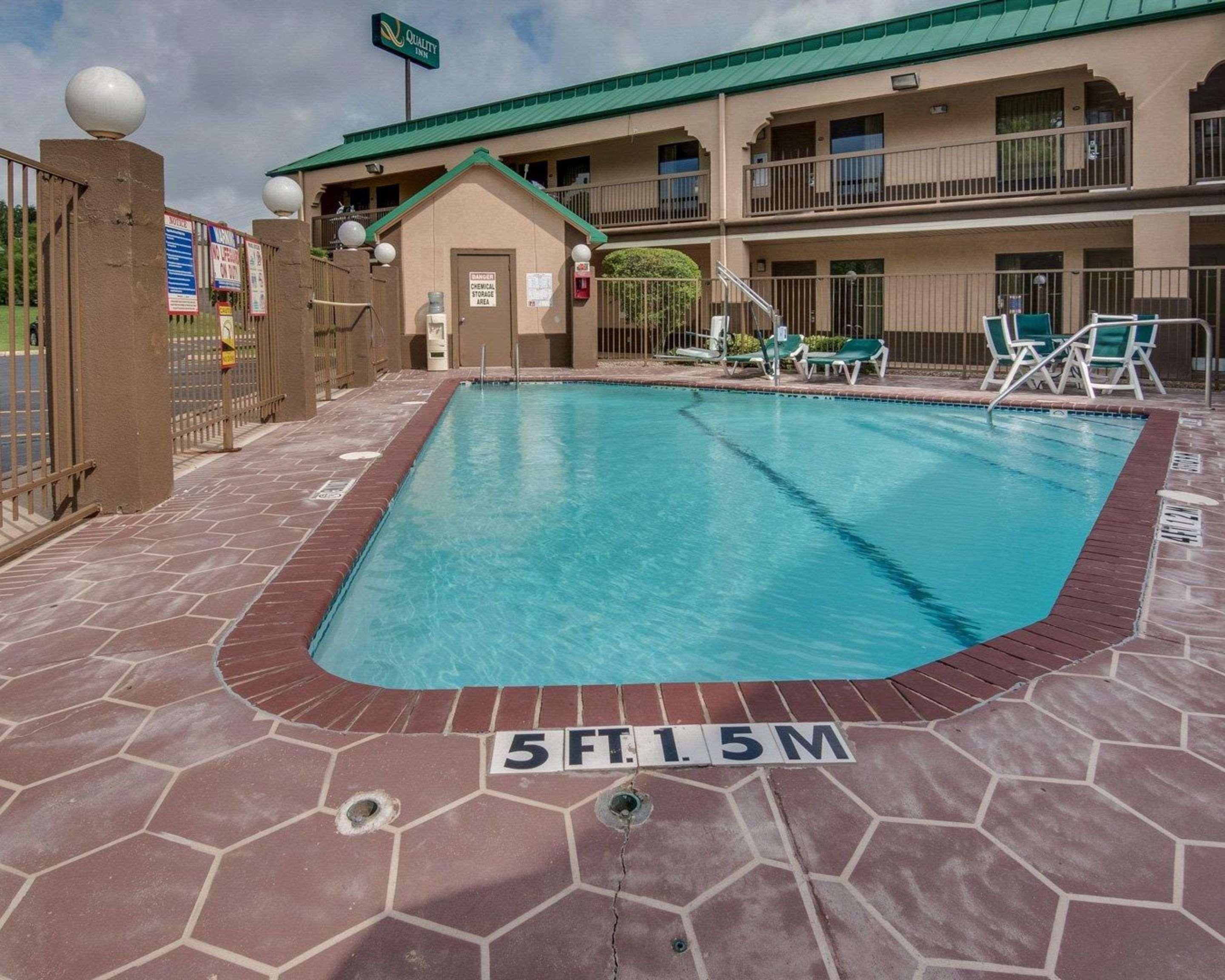 Quality Inn Mt Pleasant Mount Pleasant Exterior photo
